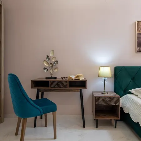 Family House Nikos 3